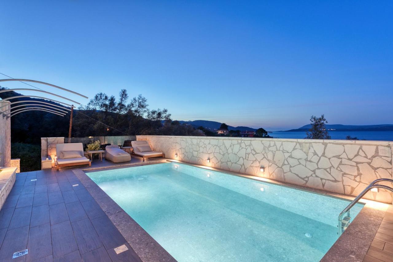 White Rock Villas Nikiana Bagian luar foto