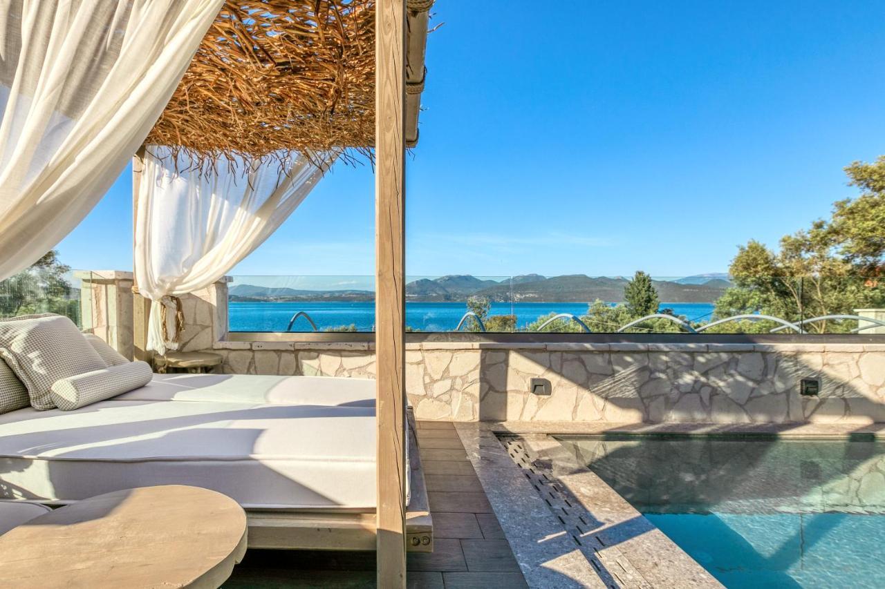 White Rock Villas Nikiana Bagian luar foto