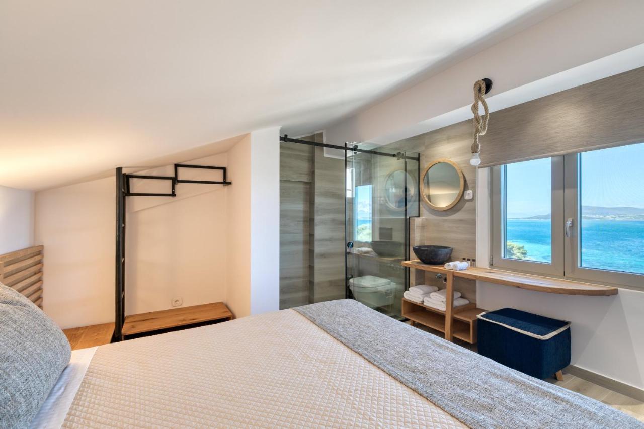 White Rock Villas Nikiana Bagian luar foto