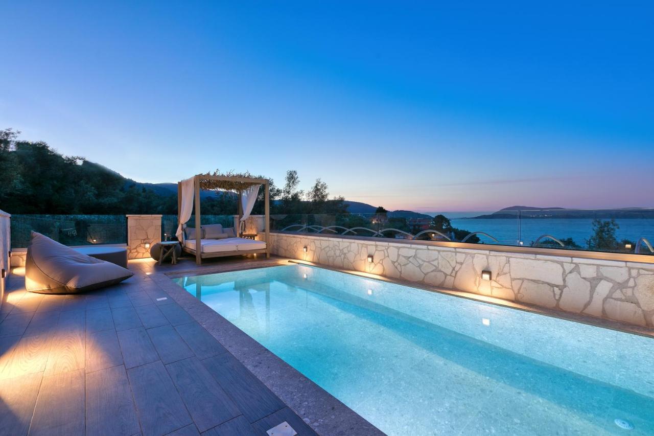 White Rock Villas Nikiana Bagian luar foto