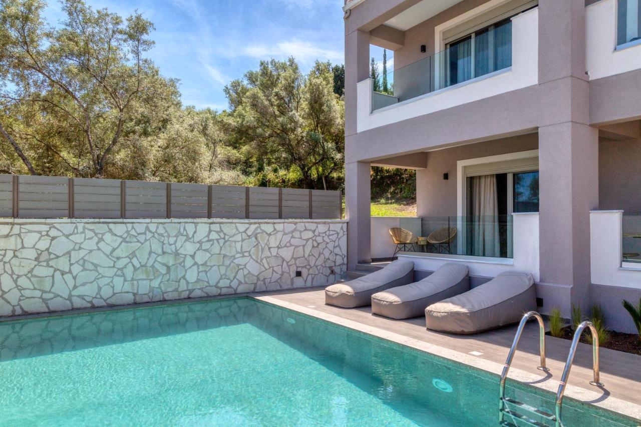 White Rock Villas Nikiana Bagian luar foto