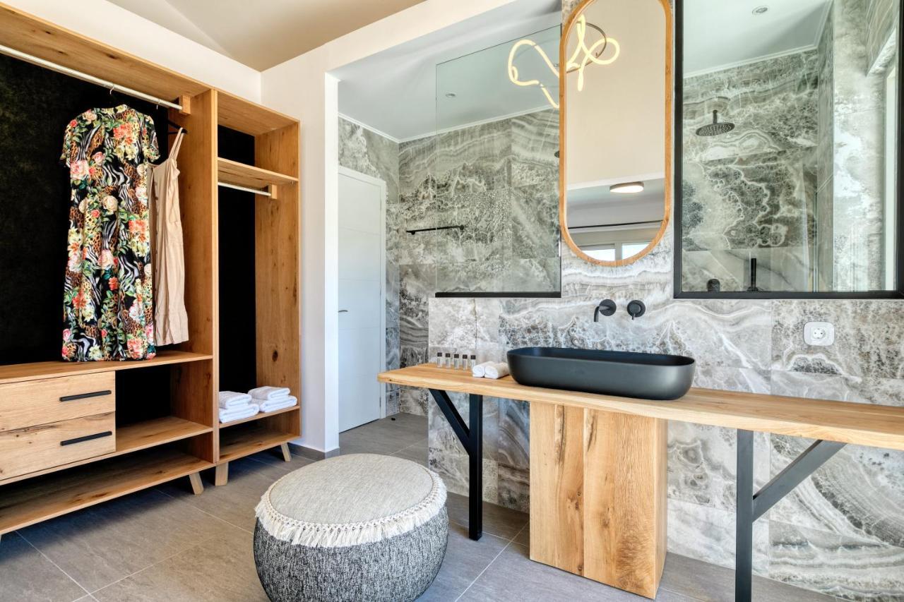 White Rock Villas Nikiana Bagian luar foto